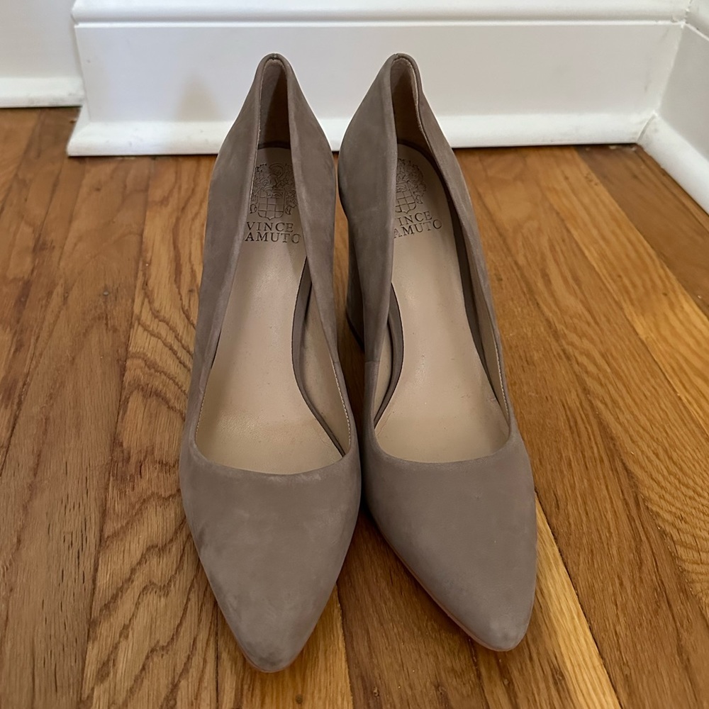 Vince Camaro Talise Taupe Nubuck Pump - Women’s 9